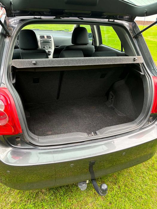 Toyota Auris 1,6 benzyna