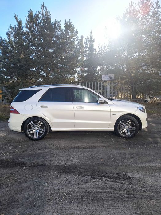 Super zadbany Mercedes pakiet AMG.