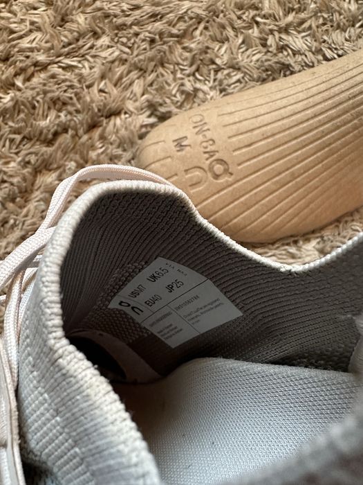 Tenis ON Running nº40