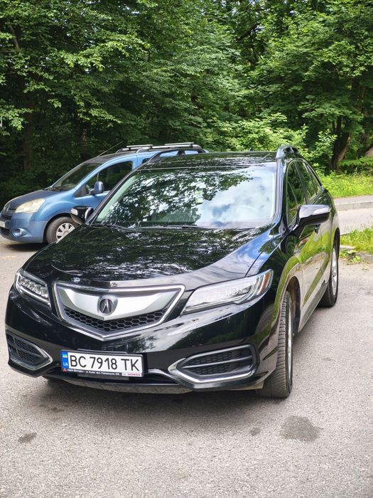 Кросовер Acura RDX.