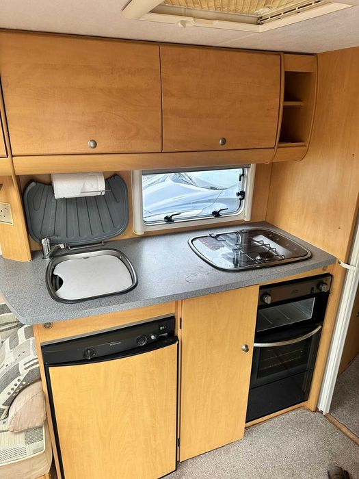 CARAVANA INGLESA SENATOR