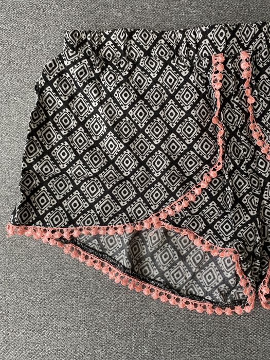 Pepco spodenki shorty 152 cm szare czarne