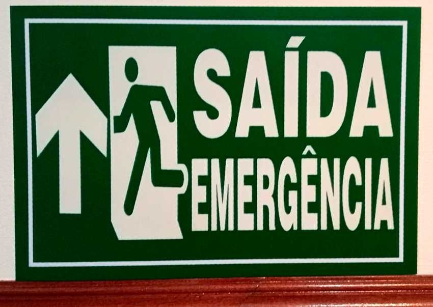Sinalética Saída de Emergência Fotoluminescente
