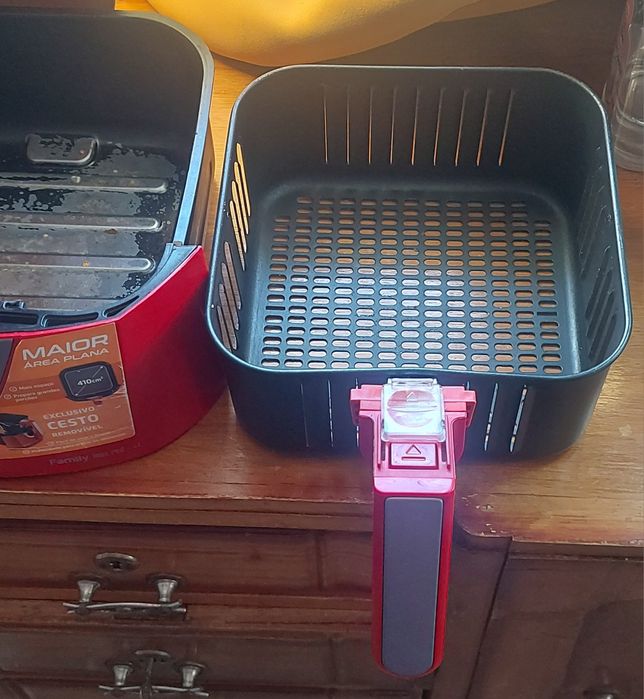 Fritadeira elétrica seminova