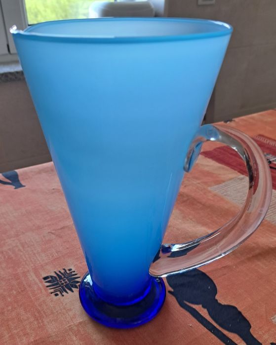 Jarro com asa e vidro