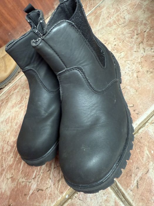Botas Mo em muito bom estado