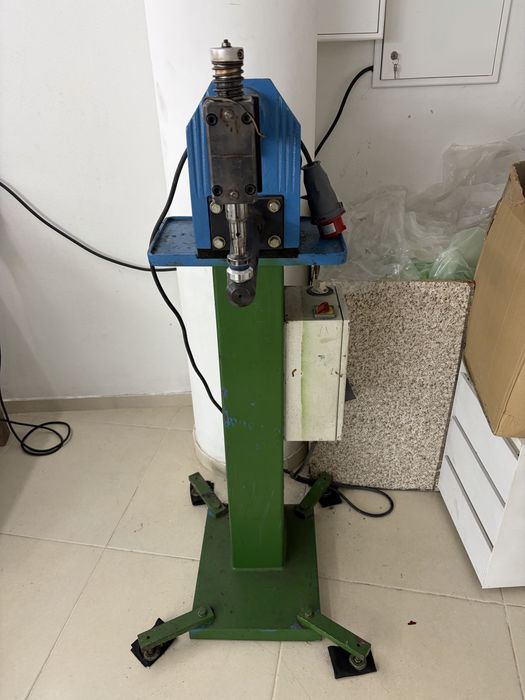 Martelo rebater costuras