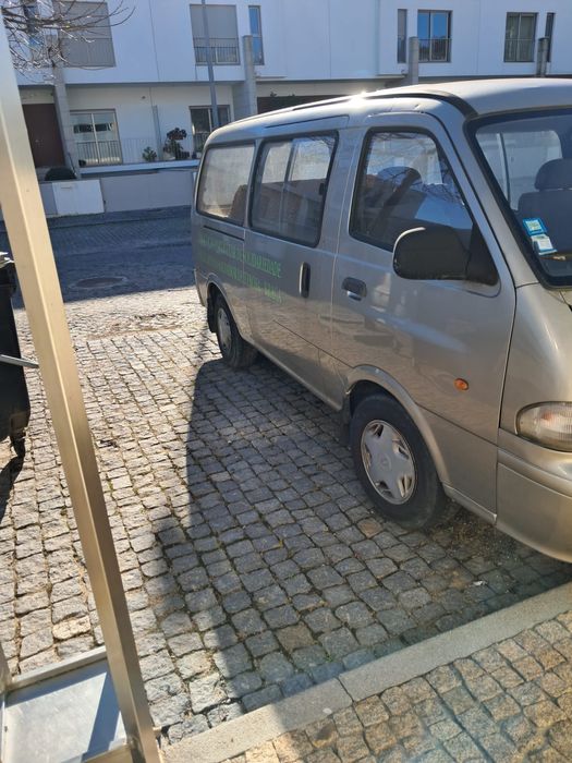 Carrinha 9 lugares