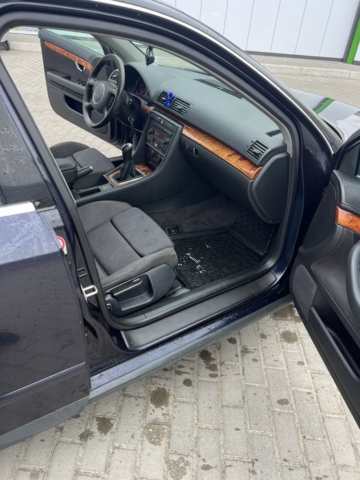 Ауді а4б6 2003 дизель 2.5