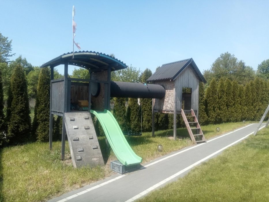 Domek dla dzieci plac zabaw