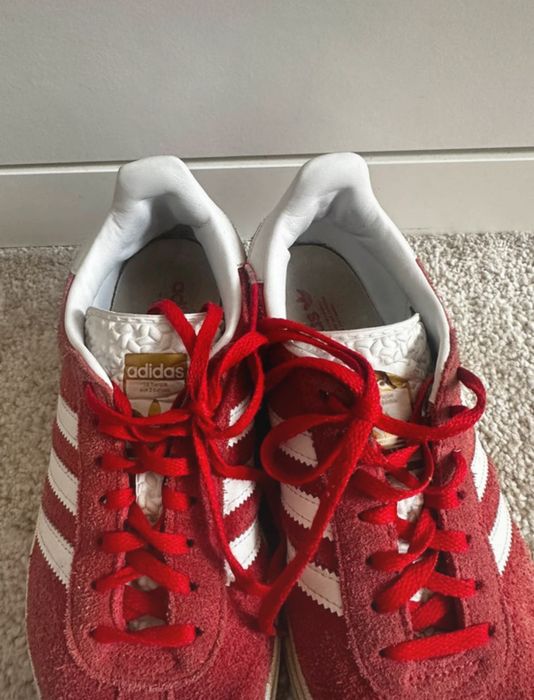 Tenis vermelho adidas gazelle bold