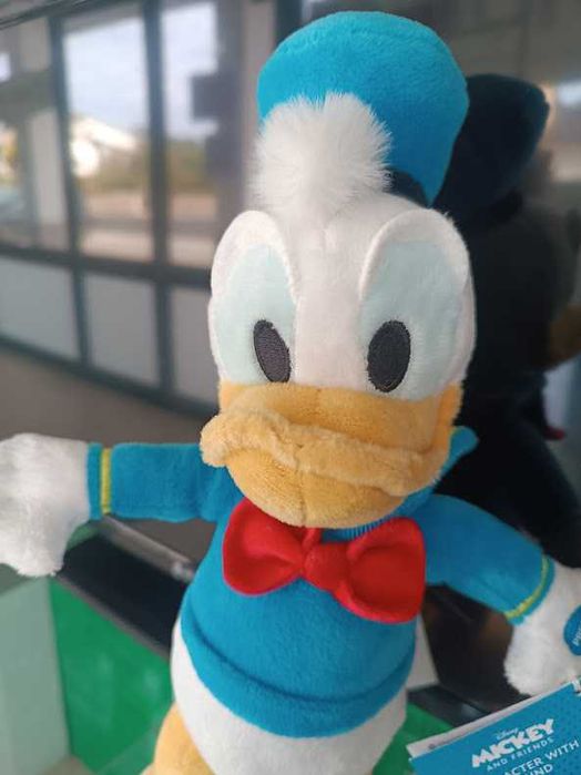 Peluche Donald Disney 29cm c/som