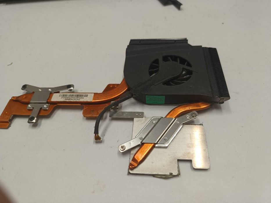 Wentylator z radiatorem do laptopa HP Pavilion dv6700.