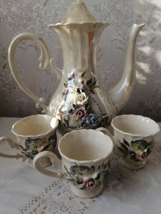 Чайно - кофейні сервізи  ціна 250грв