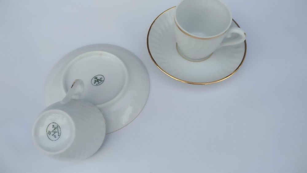 2 Vista Alegre Gold-Thread Coffee Cups424128551081758724