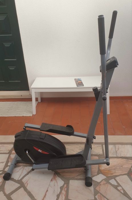Máquina de desporto Elíptica