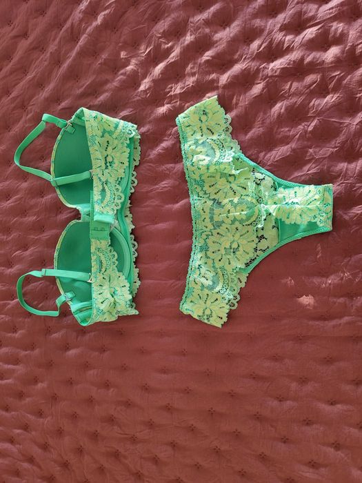 Lingerie NOVA Intimissimi-pode ser vendido em separado.