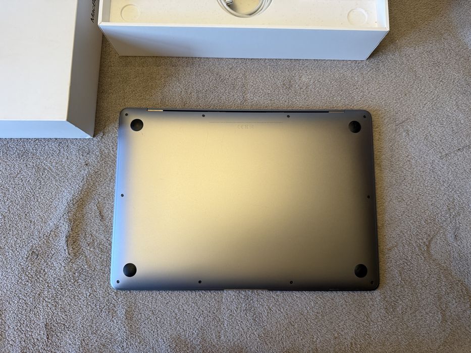 Apple MacBook Air 13” 2020 i3 INTEL