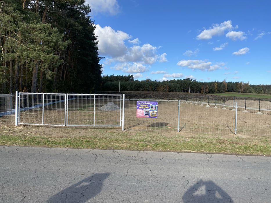 Działka budowlana Studzianna - ogrodzona, przy lesie, WZ, media, asfalt