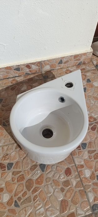 Lavatório pequeno sanindusa