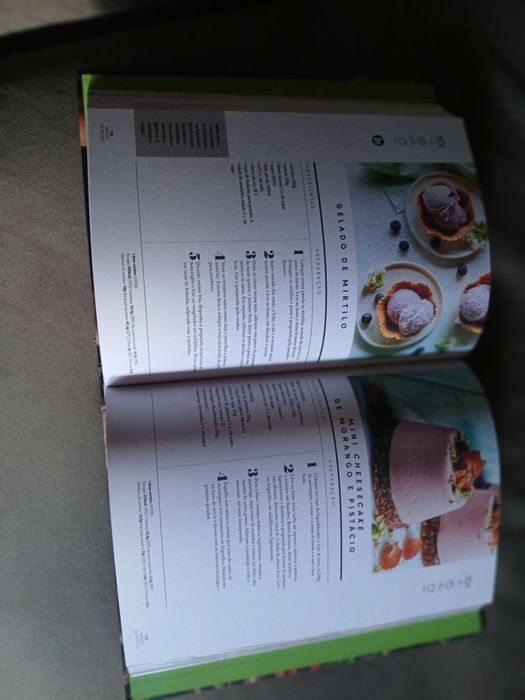 Livro receitas à mesa com pingo doce