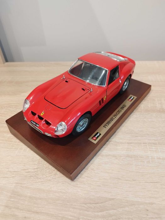 Ferrari 250GTO Burago 1:18