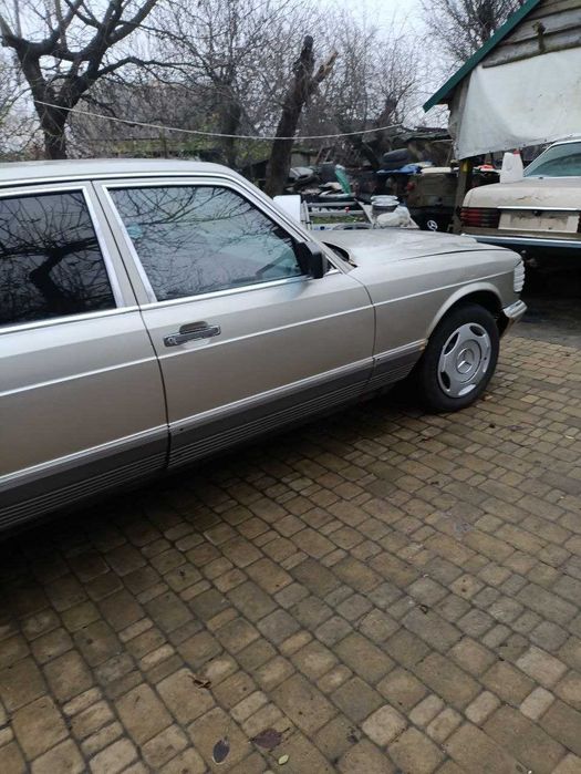 Mercedes w126 1984р