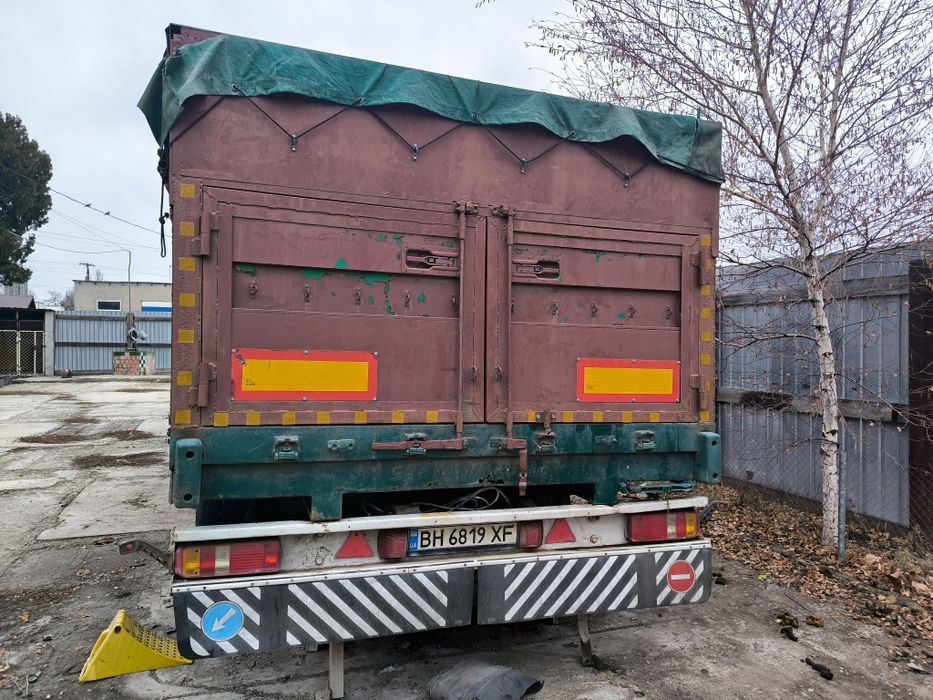 Полуприцеп Schwarzmuller SPA