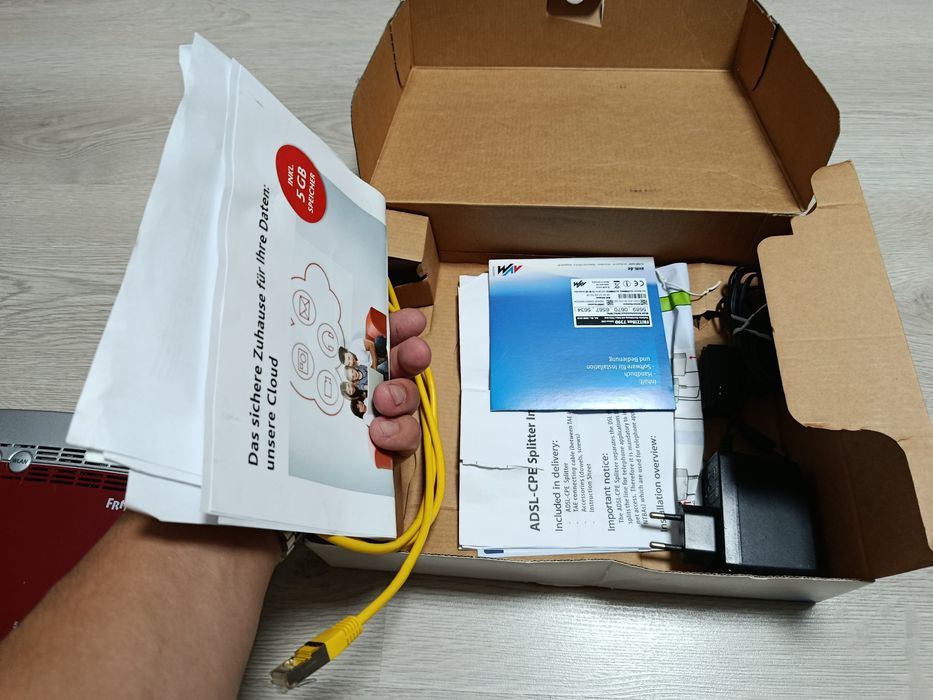 Беспроводной маршрутизатор (роутер) AVM FRITZ!Box 7390.