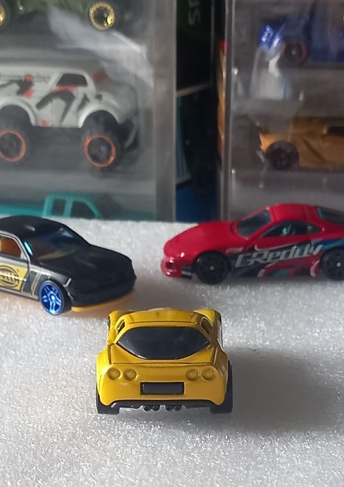 12 Corvette z06 Hot Wheels