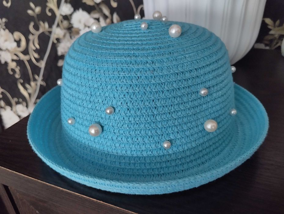 Капелюх для дівчинки