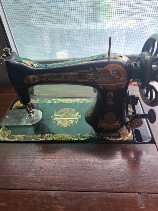 Maquina de costura singer