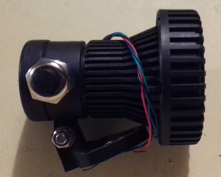 Прожектор светодиодный RGB.