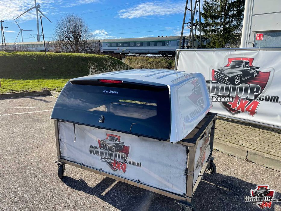 Zabudowa MERCEDES X, hardtop, pickup