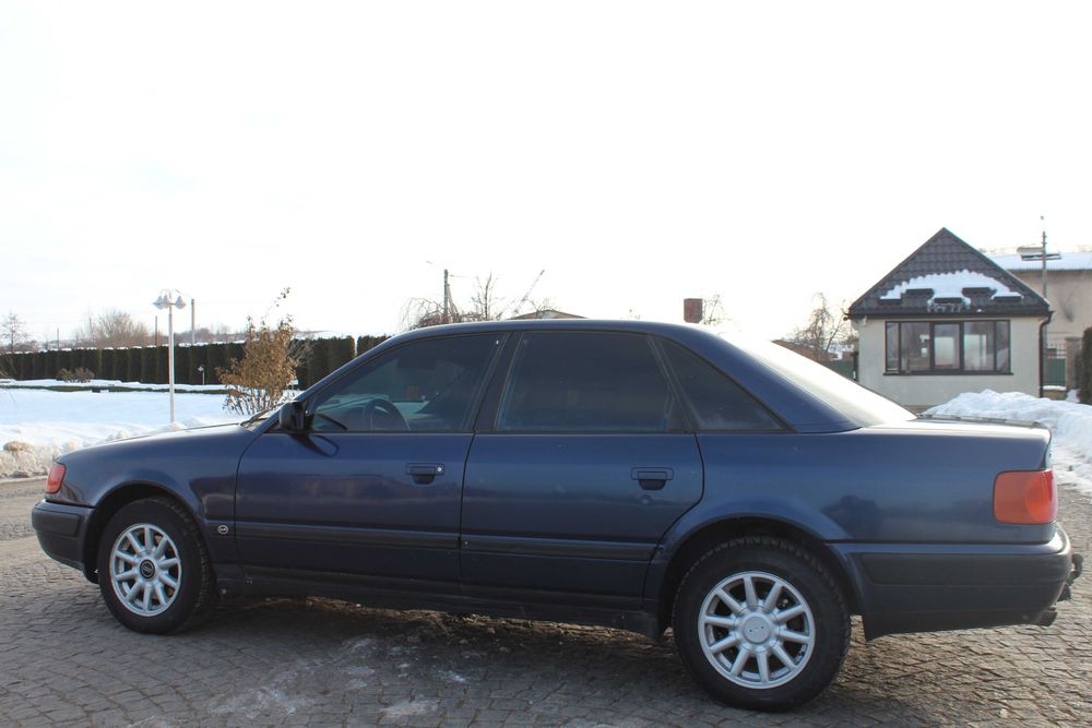 Audi 100 1993 ідеальний стан,газ бензин