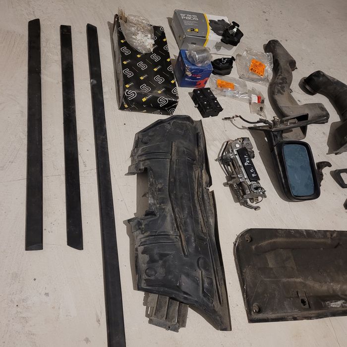 Зазапчасти на бмв е34, двери, бампер, ручки