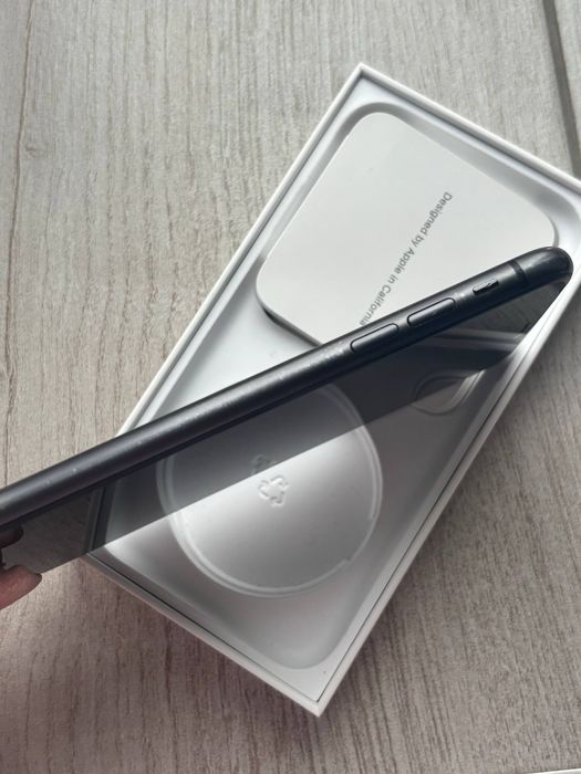 Iphone Айфон 11  128 гб