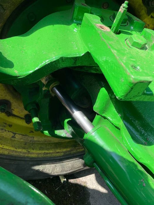 Трактор John Deere 8200 220 Кс