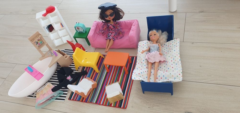 Zestaw mebli dla lalek Ikea + inne + lalki