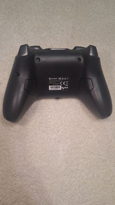 Pad GameSir Cyclone Pro Midnight  + dodatkowy odniornik Gamesir Dongle