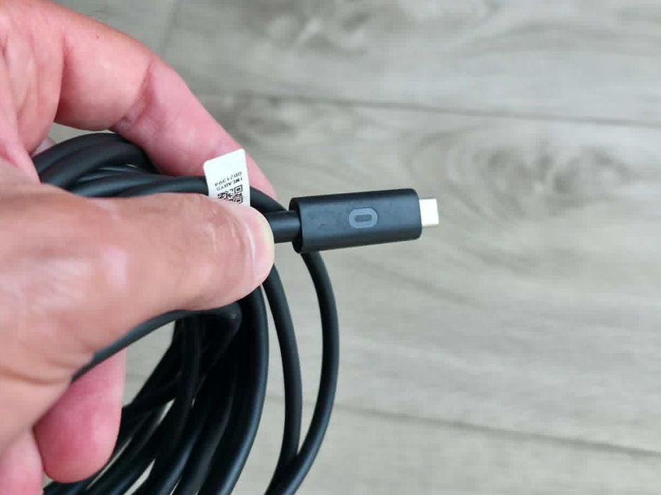 Gogle VR Oculus Quest 2 128GB + dodatkowy kabel link oraz dodatkowa opaska
