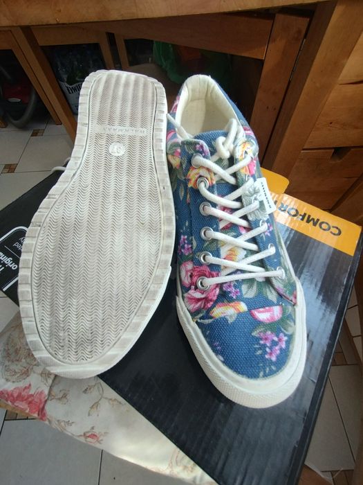 Walkmaxx w kwiaty róż 37