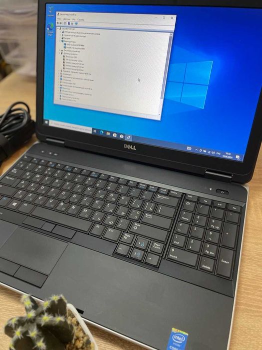 Ноутбук Dell Precision M2800