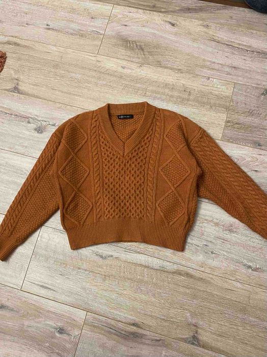 Кофта-джемпер вязана дитяча тепла в ідеалі.Шерсть