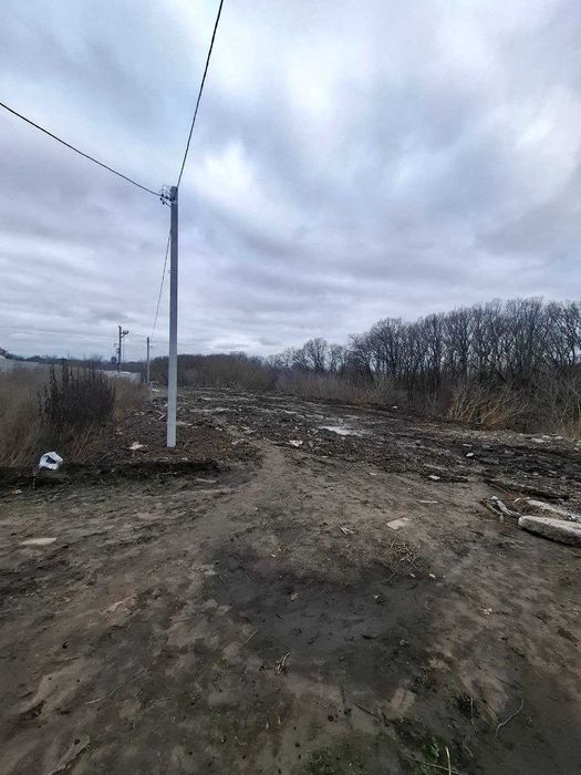 Продаються бокси на ділянці в 20сот для Вашого бізнесу