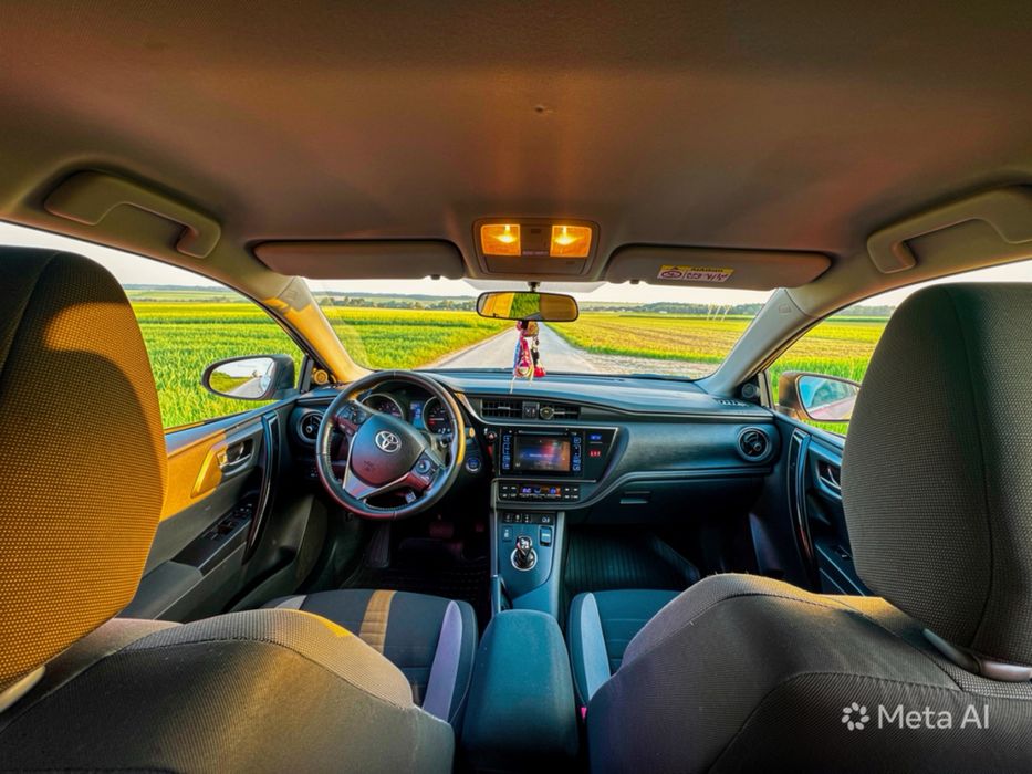 Toyota Auris Kombi 1.8 Benzyna Hybrid +LPG  Zadbana