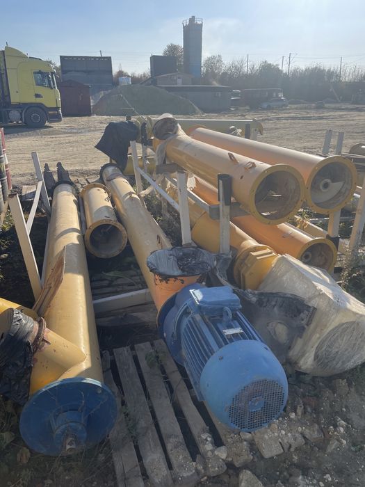 Шнековий живильник