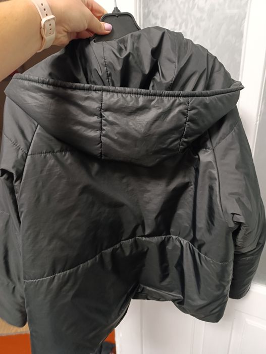 Куртка, в гарному стані