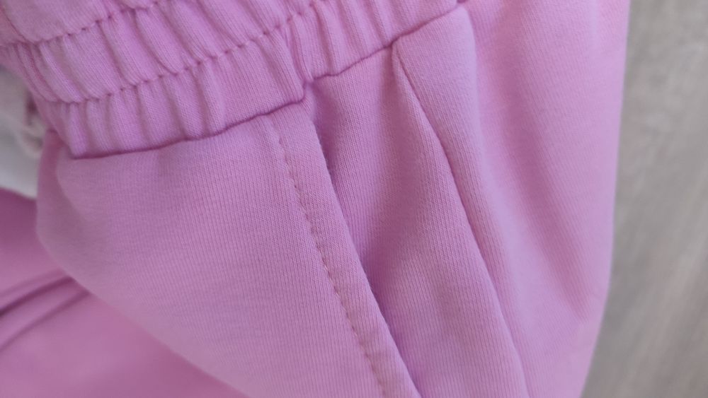 Спортивний костюм для дівчинки