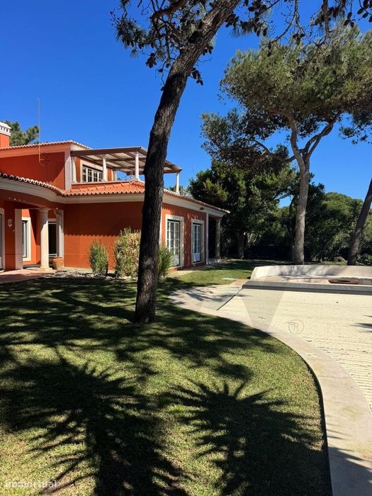 Moradia Exclusiva T7 com vista mar na Quinta da Marinha Cascais